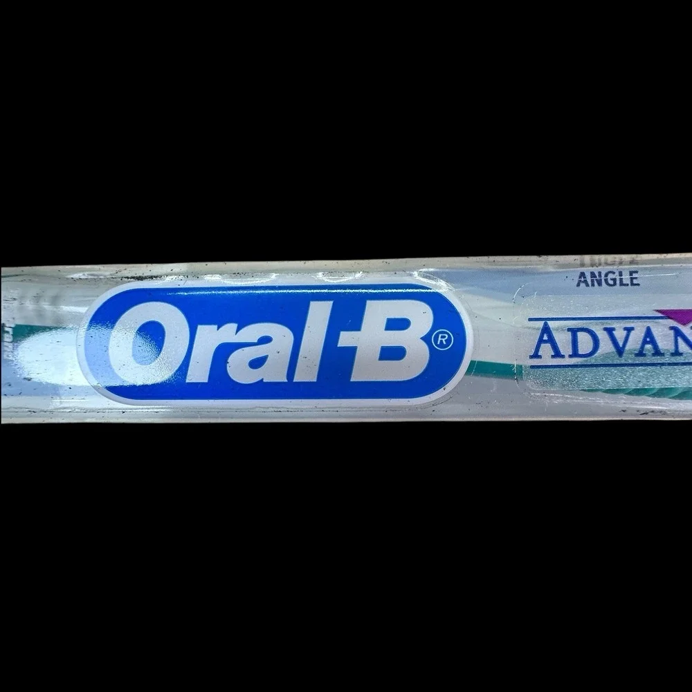 Oral B‎ Toothbrush Advantage Angle 40 SOFT Vintage 1998
